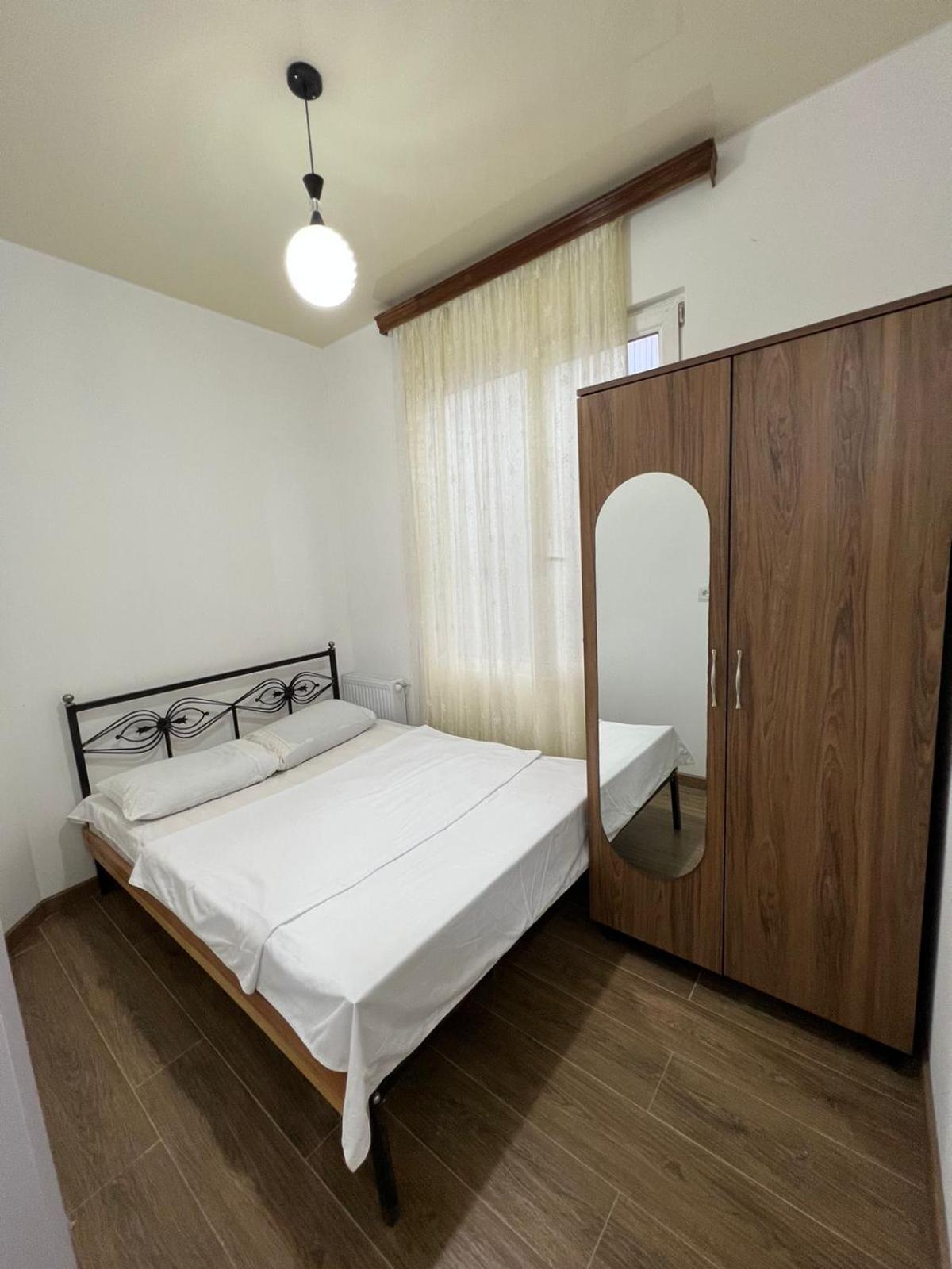 Guest House Orange Koboeleti Buitenkant foto
